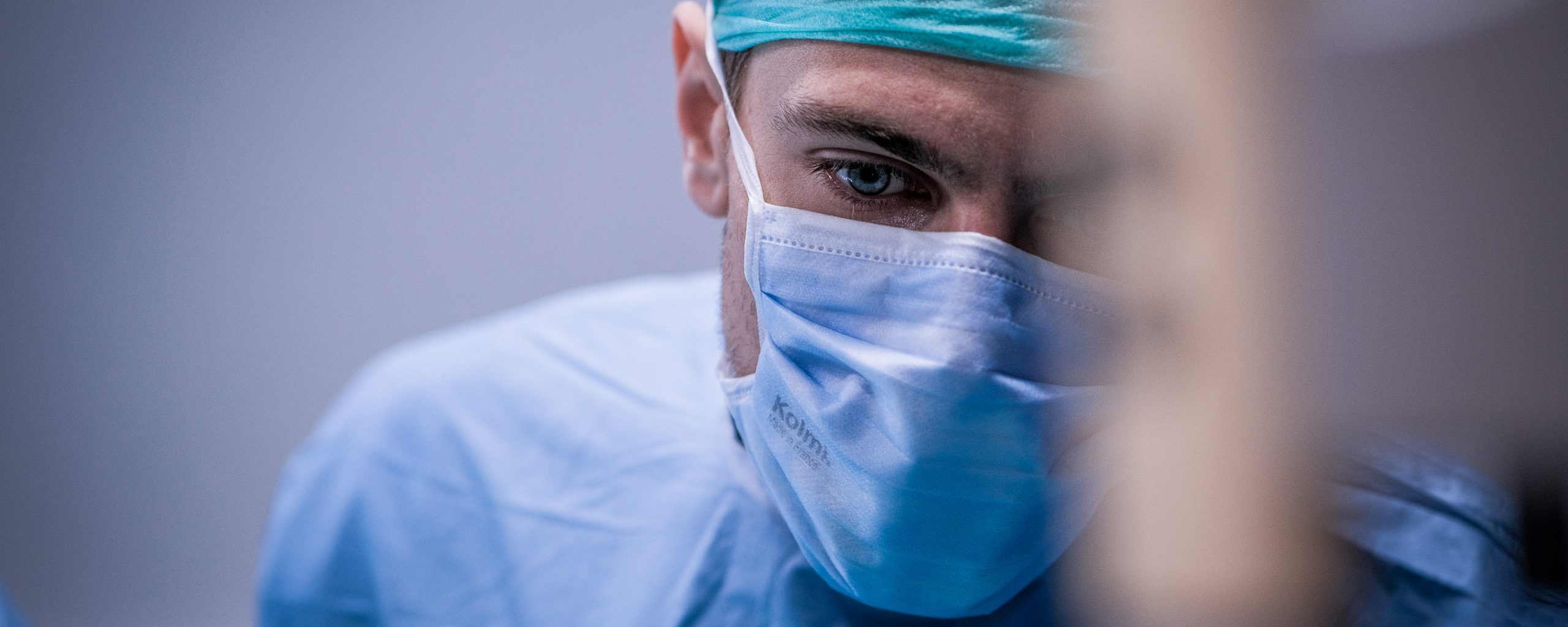 Interrogation et programmation d’un défibrillateur automatique implantable endocavitaire